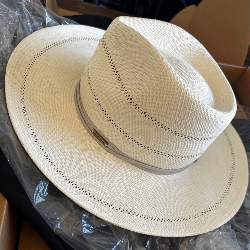 Gigi Pip Arlo Straw Teardrop Fedora - Grey Band with Hat Keepsake Box